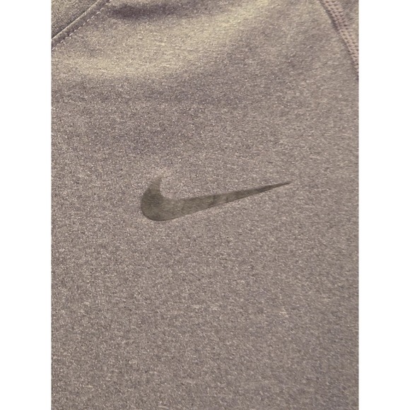 Nike Pro Combat Dri-Fit Tank Top Fitted V Neck Womens Size X Large Gray - Picture 3 of 8